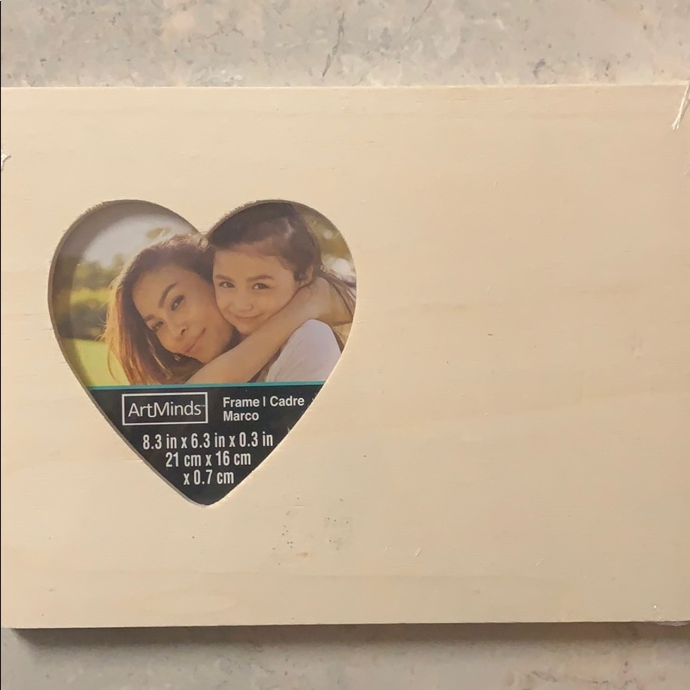 Plain heart frame